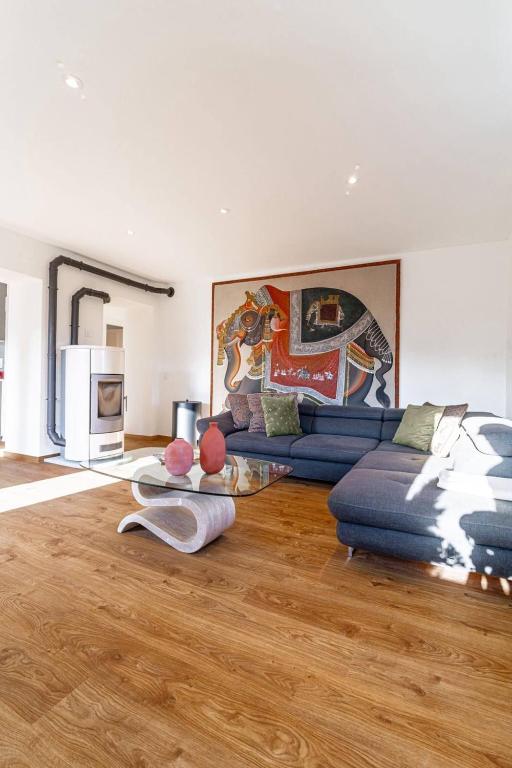 Posezení v ubytování One Only Losone Apartment