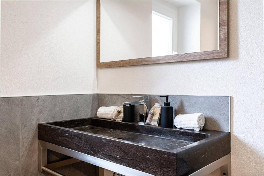 Fotografie z fotogalerie ubytování One Only Losone Apartment v destinaci Losone