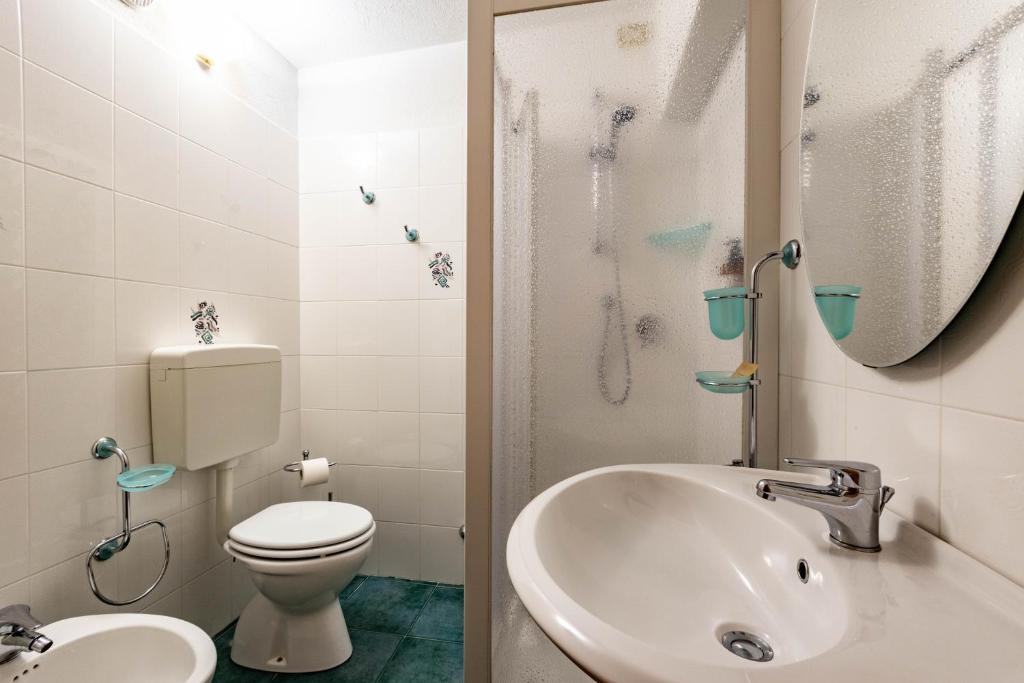 Koupelna v ubytování Hotel Grizzly