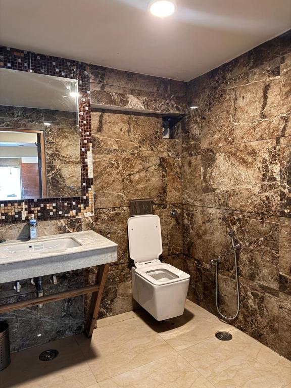 Et badeværelse på Alpine Guest House