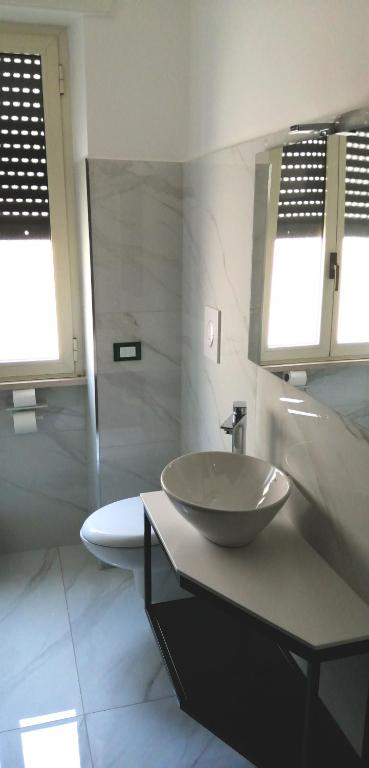 Koupelna v ubytování HOTEL HOUSE GARGANO