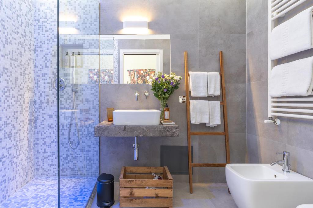 Family Affair Luxury Rooms&Suites - 11