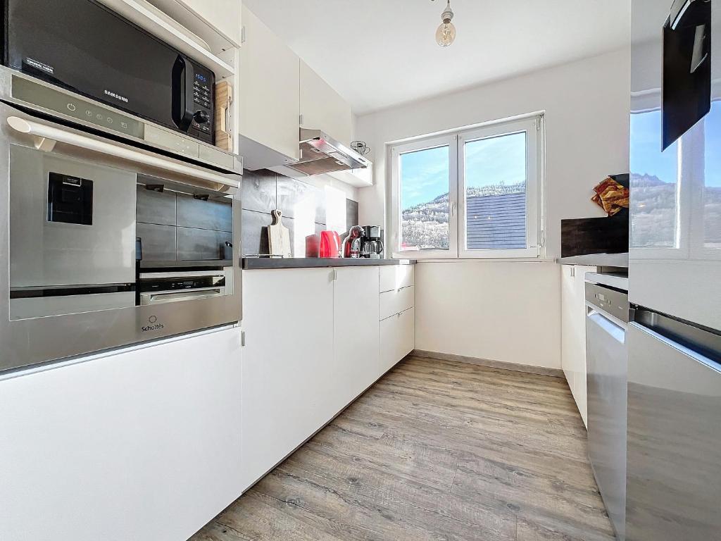 Kuchyň nebo kuchyňský kout v ubytování Hopla Gîte