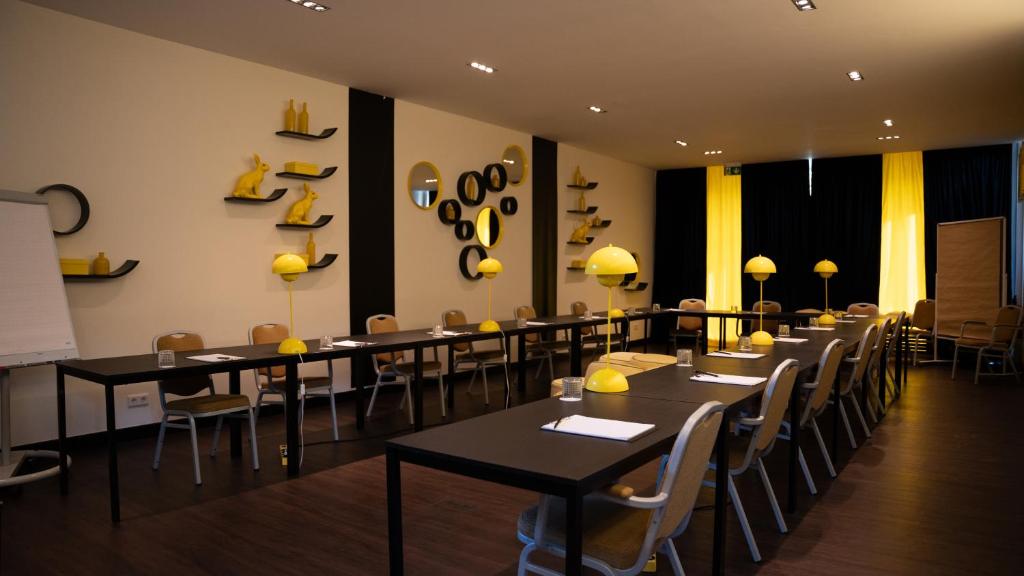 Hotel Medo Köln - Resim 31