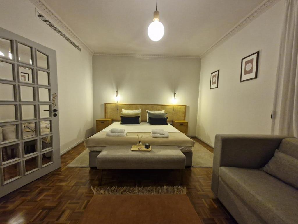Postel nebo postele na pokoji v ubytování Azurara Guesthouse