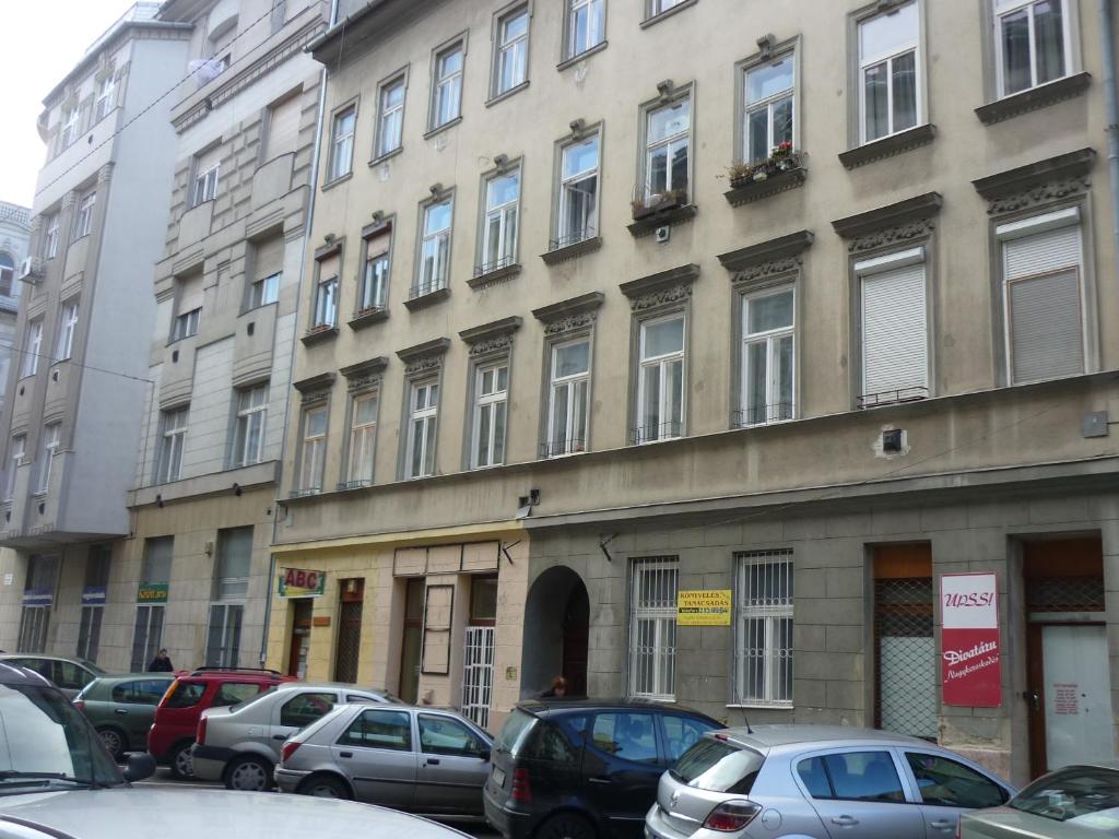 Budova, v ktorej sa apartmán nachádza
