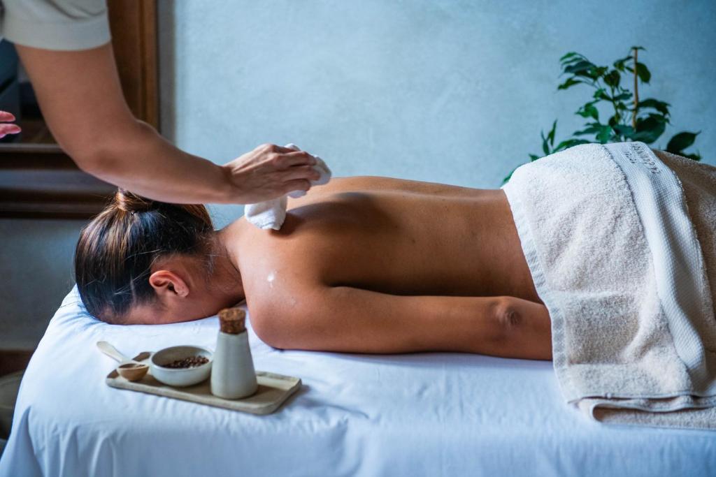 Spa and/or other wellness facilities at Hotel La Caminera Club de Campo