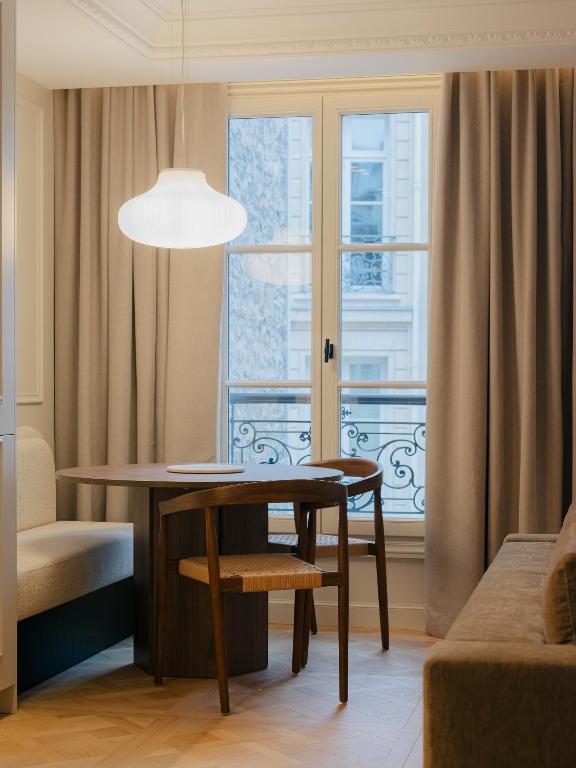 Maison Iéna - Serviced Apartments on Champs Elysées - 17