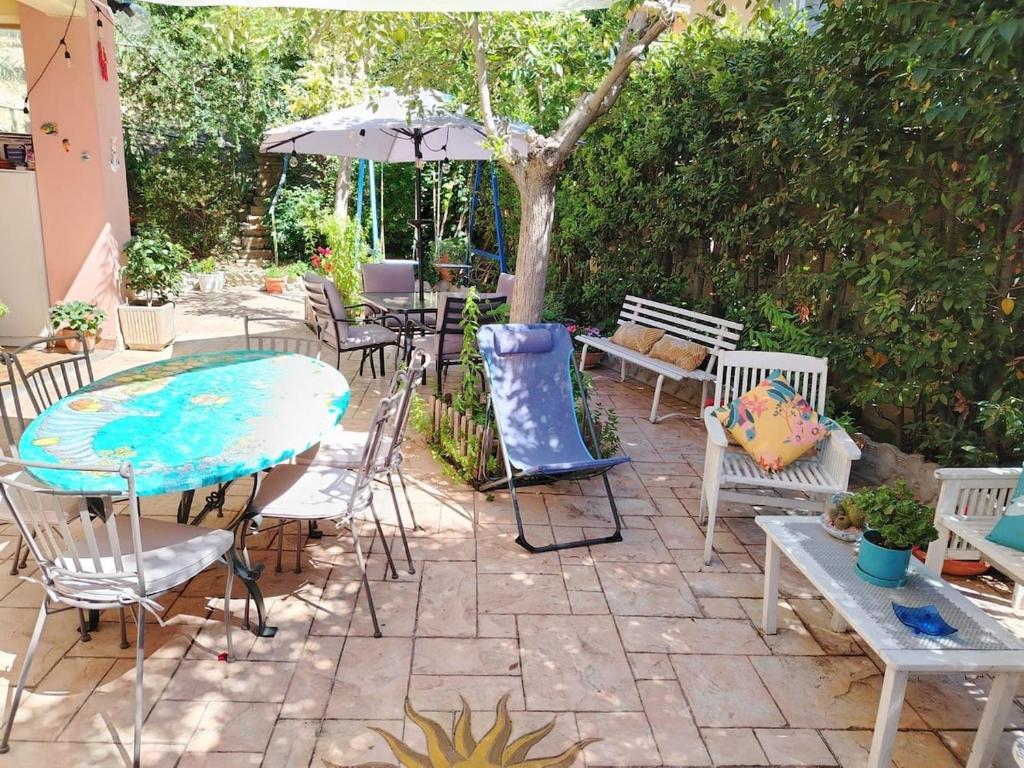 Κήπος έξω από το Il Gelsomino Appartamento con giardino