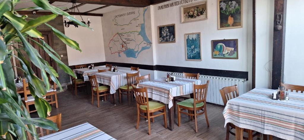 Restaurace v ubytování АЛЕКСОВА КЪЩА