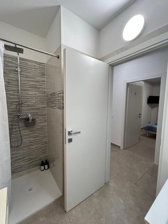 *Veranda's rooms* - Free parking in central Lugano - Resim 15