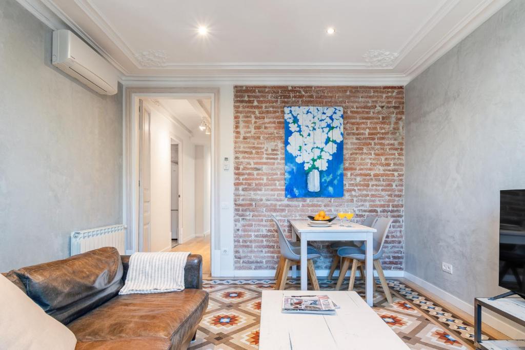 Fuster Apartments by Aspasios - 9