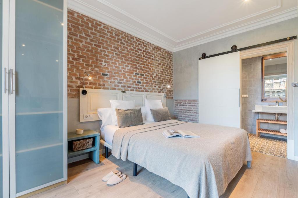 Fuster Apartments by Aspasios - 5