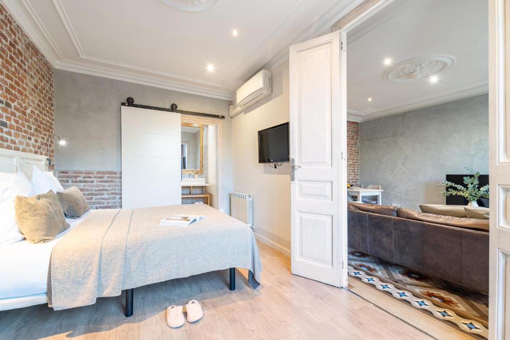 Fuster Apartments by Aspasios - 6