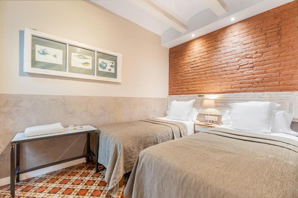 Fuster Apartments by Aspasios - 10