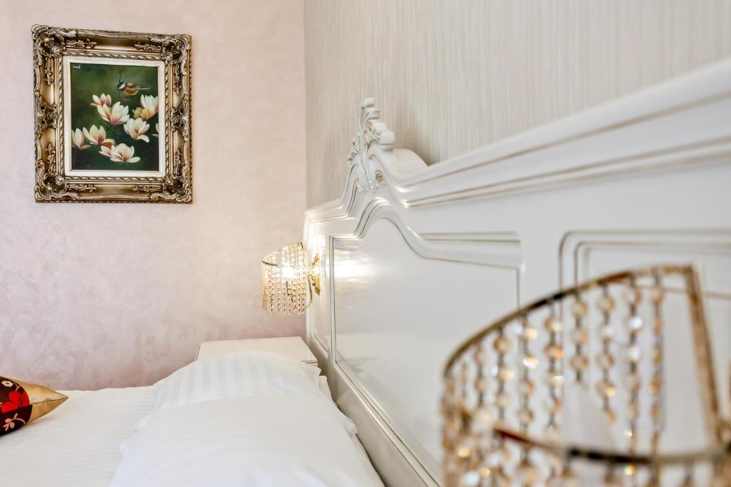 Hotel Capitol - Resim 11