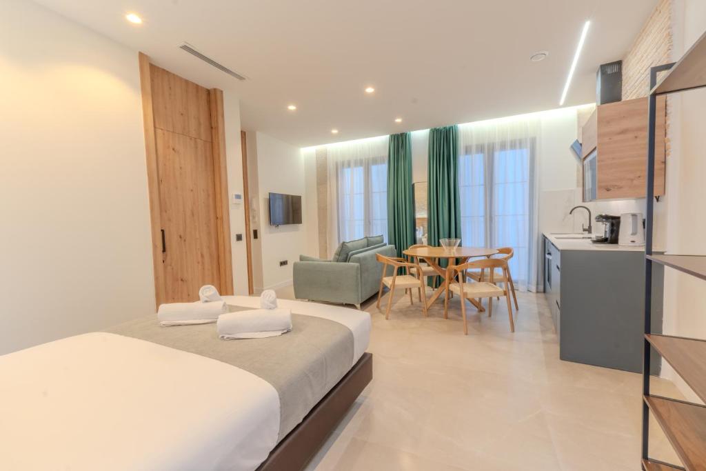 Apartamentos La Basílica by BeAlicante - Resim 12