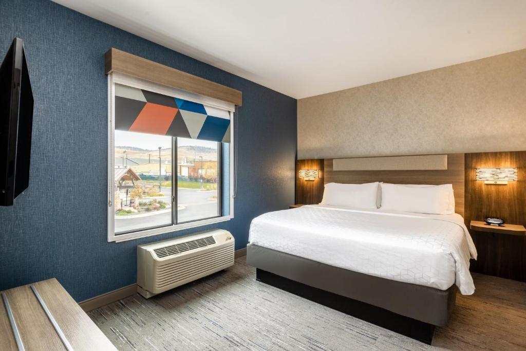 Holiday Inn Express and Suites Missoula by IHG photo