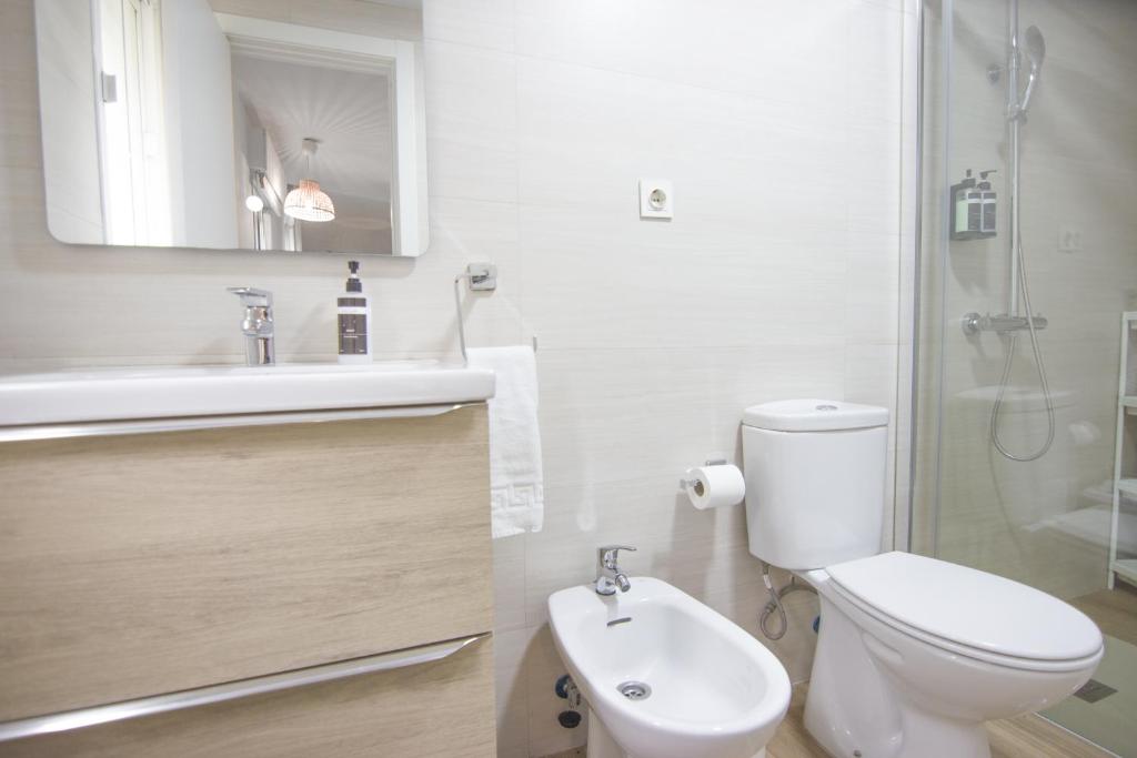 Kúpeľňa v ubytovaní RentalSevilla Santa Rufina