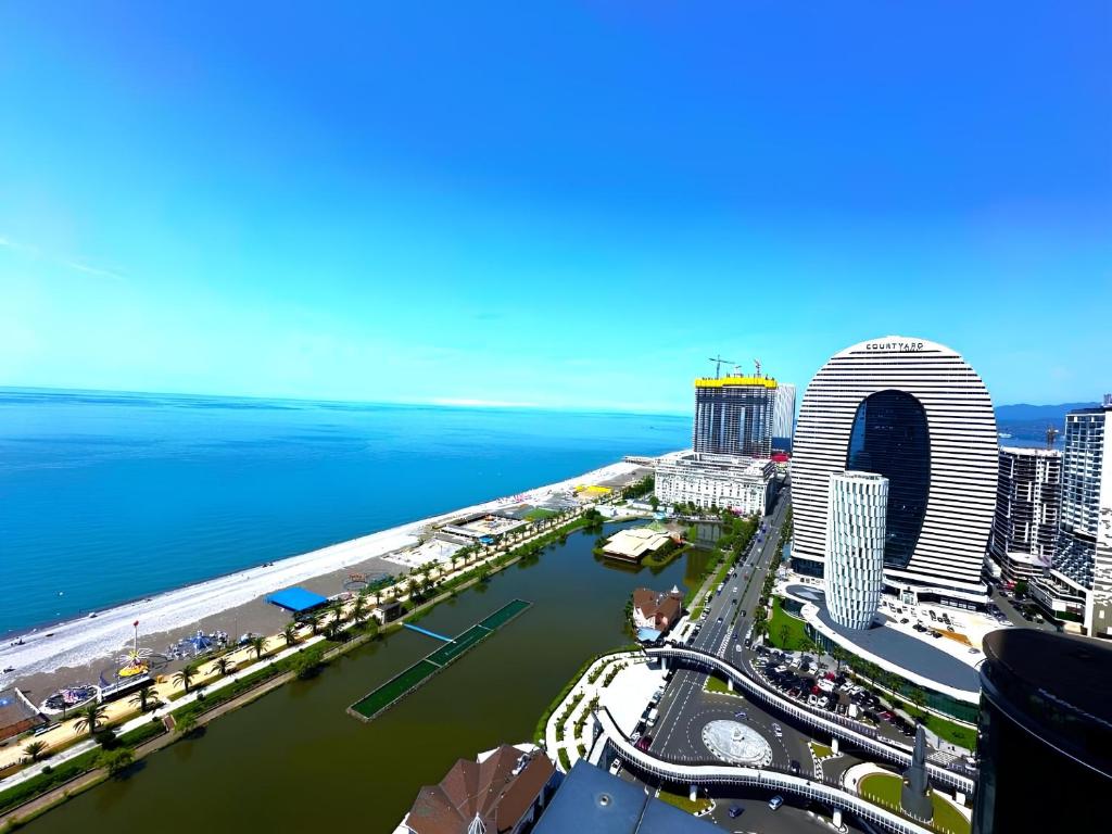 Panorama Seaview Batumi LUX Orbi City