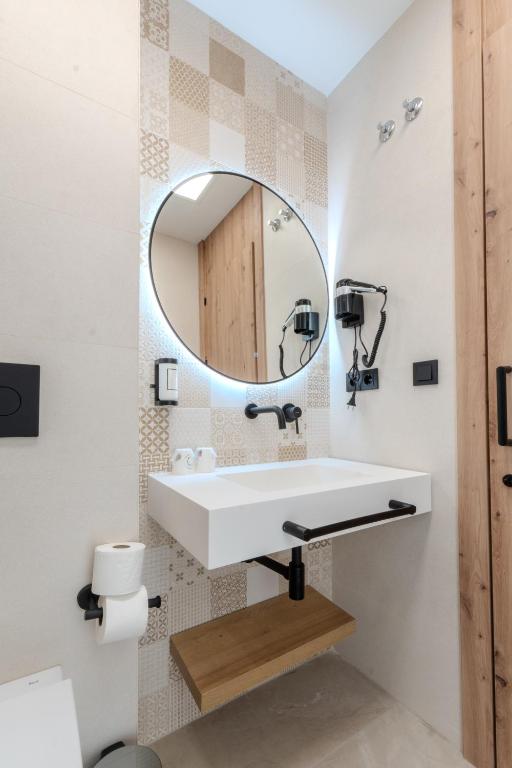 Apartamentos La Basílica by BeAlicante - Resim 23