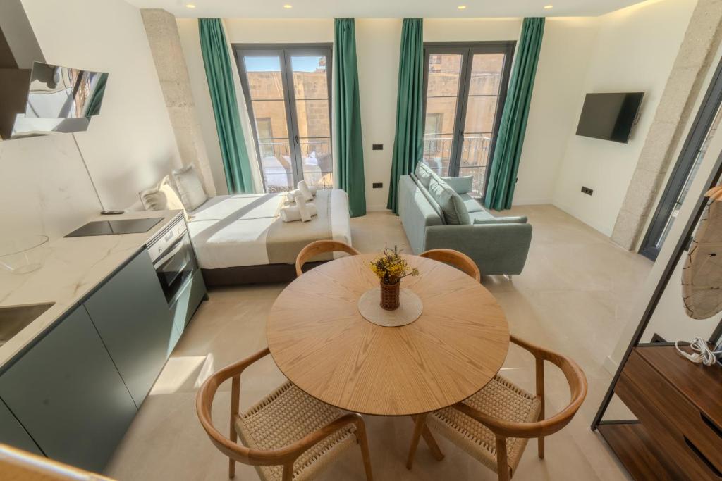 Apartamentos La Basílica by BeAlicante - Resim 24