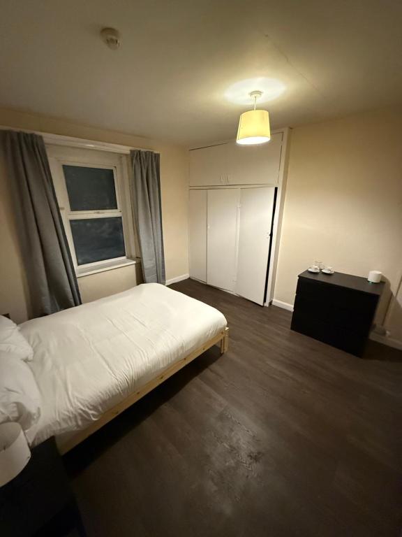 Postel nebo postele na pokoji v ubytování The Phoenix Inn