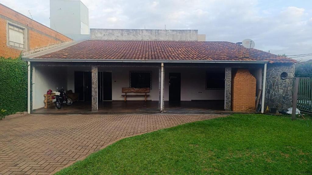 Budova, kde se vila nachází