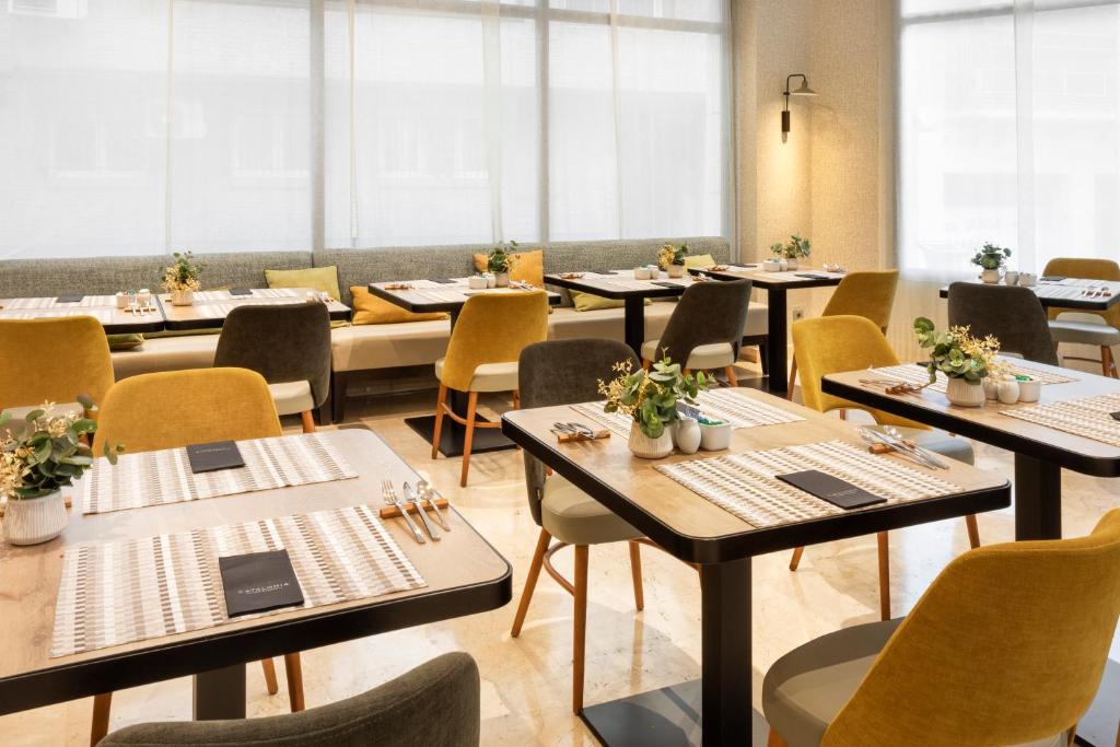 Restaurace v ubytování Catalonia El Retiro