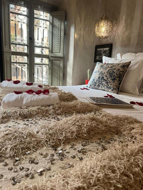 Postel nebo postele na pokoji v ubytování Riad Vendôme & Spa