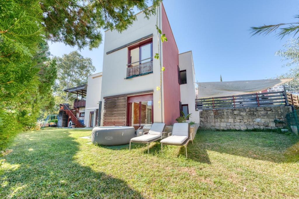 Vonkajšia záhrada v ubytovaní Exclusive Villa Resort