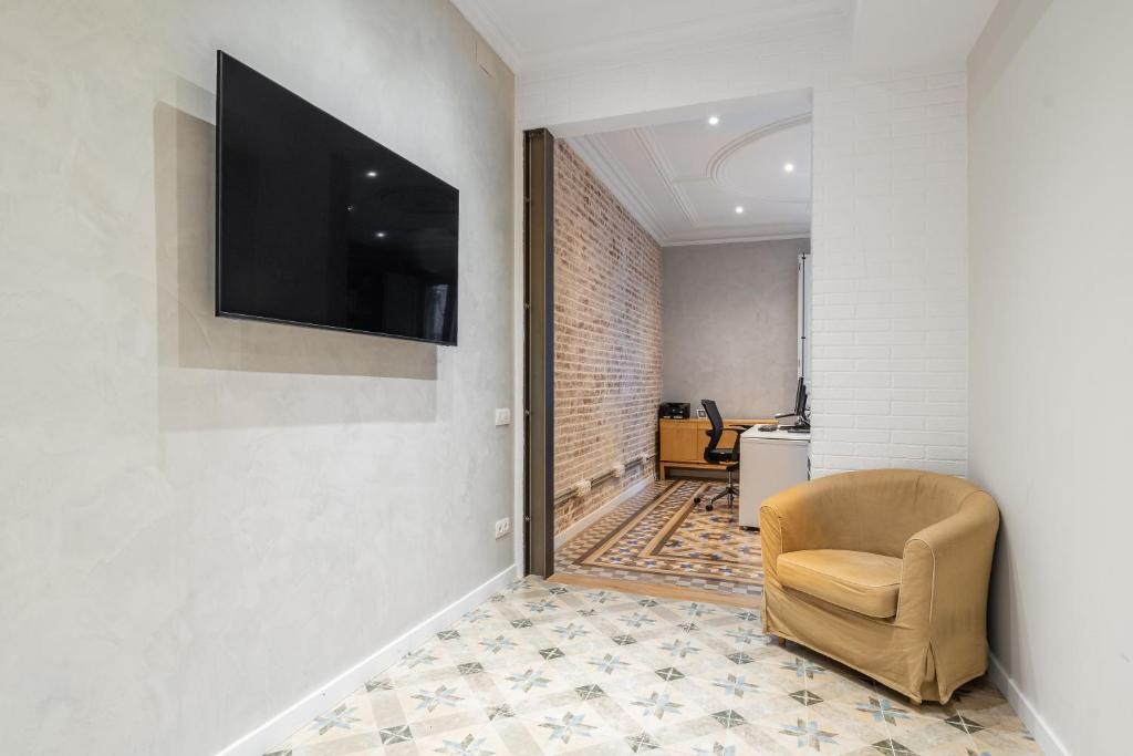 Fuster Apartments by Aspasios photo