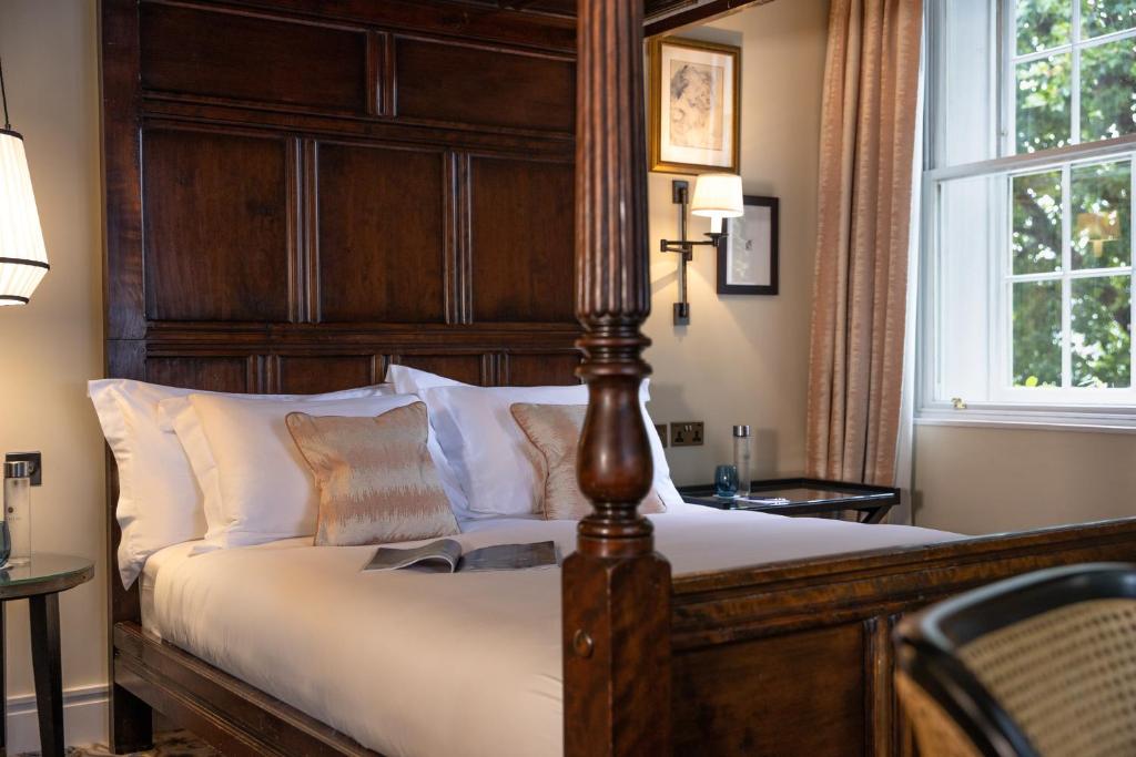 Postel nebo postele na pokoji v ubytování The Relais Henley