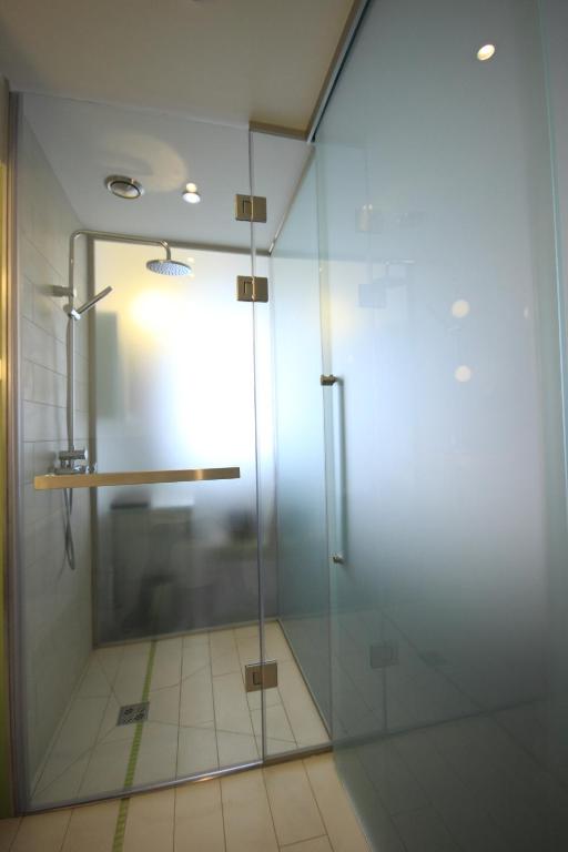 Pure White - Resim 42