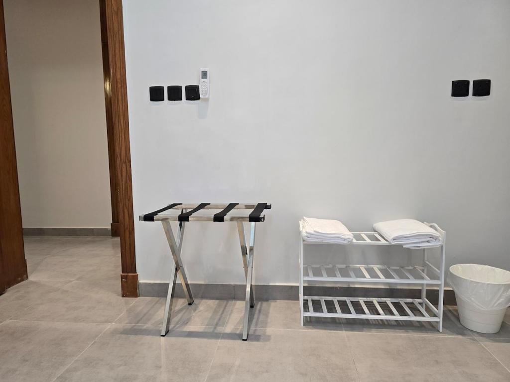 Fotografie z fotogalerie ubytování شقة صالة وثلاث غرف وغرفة عاملة v destinaci Džidda