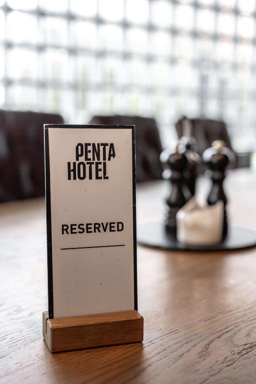 Certifikát, hodnocení, plakát nebo jiný dokument vystavený v ubytování pentahotel Kassel