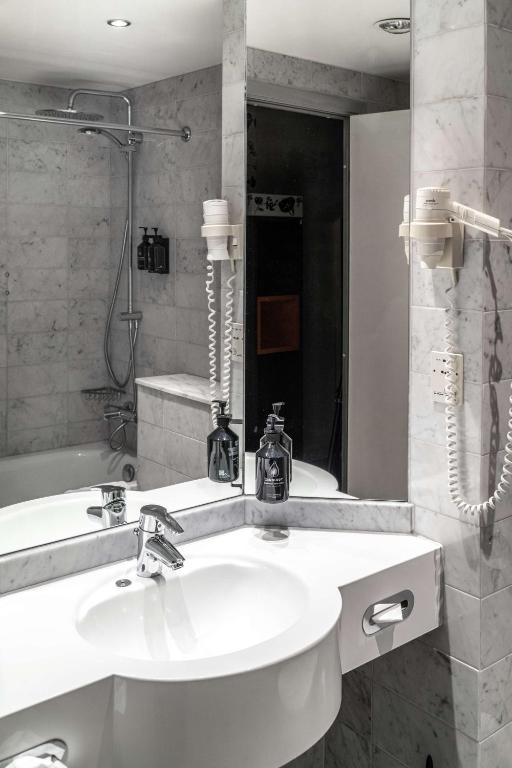 Koupelna v ubytování pentahotel Kassel