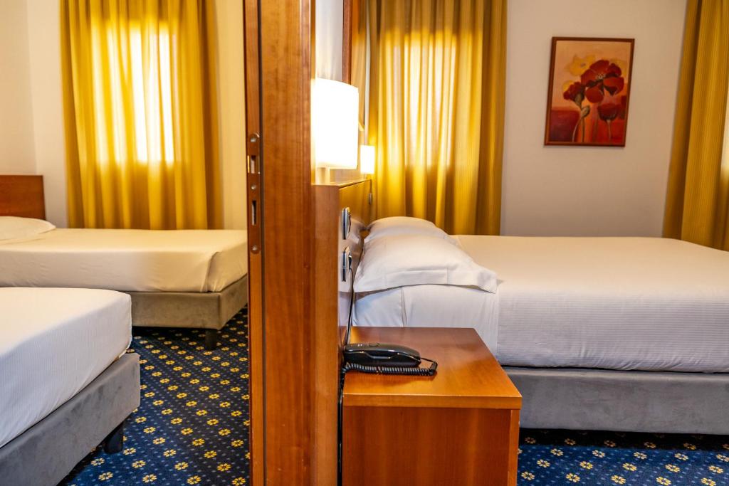 Prealpi Hotel - Dreibettzimmer
