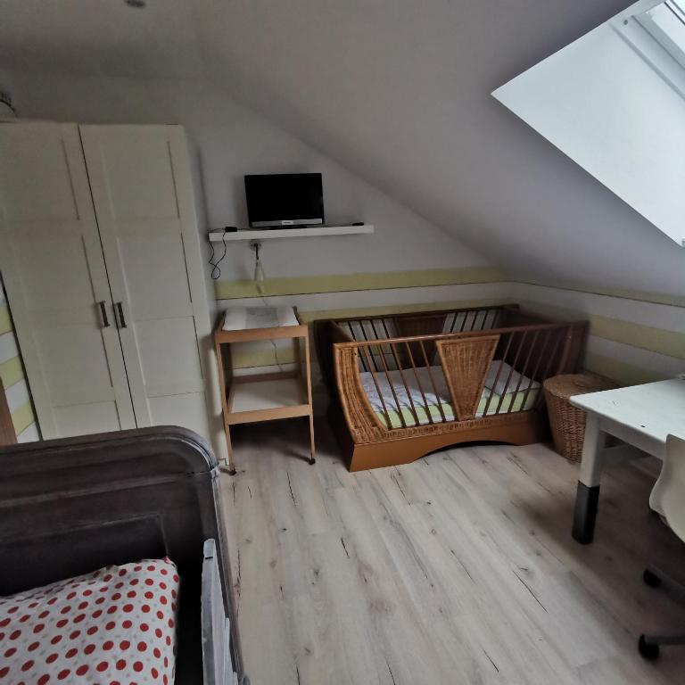 TV a/nebo společenská místnost v ubytování Hennetraum