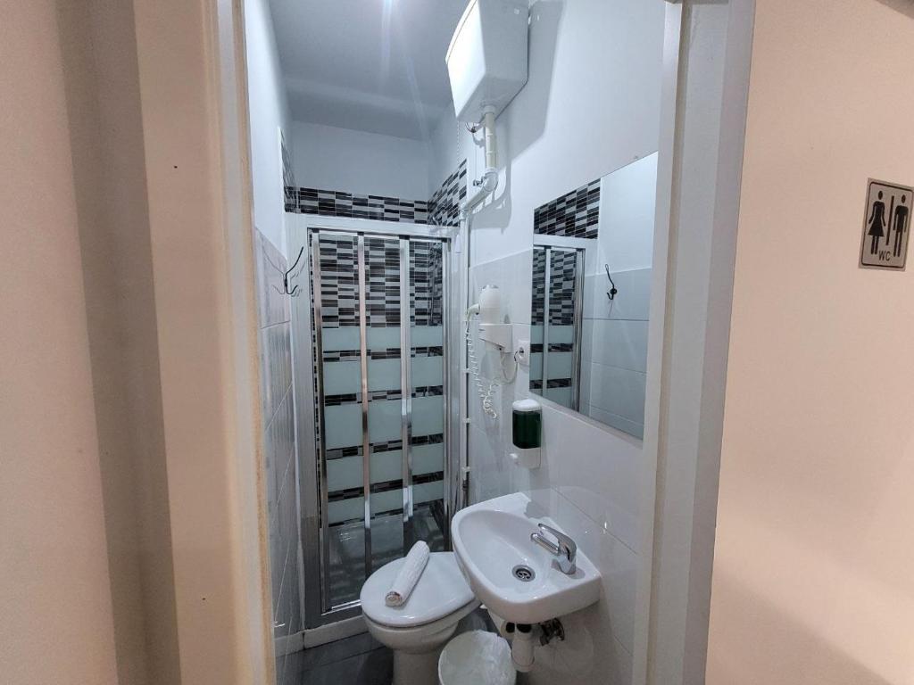 AYZ Frailes - Auto check-in property - Resim 24