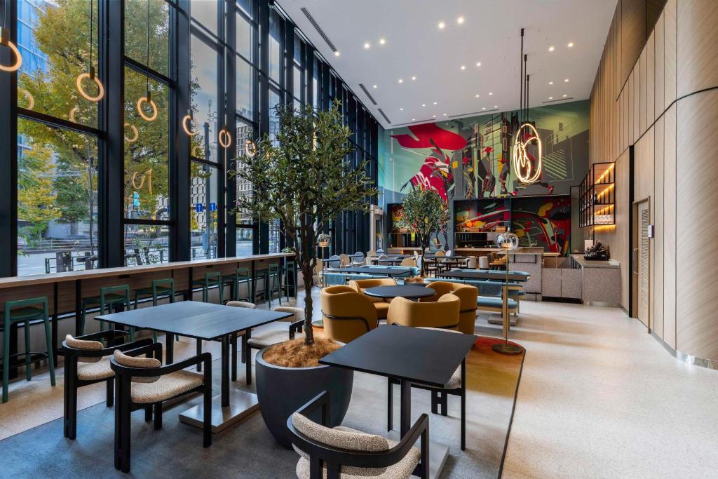 Posezení v ubytování YOTEL Tokyo Ginza