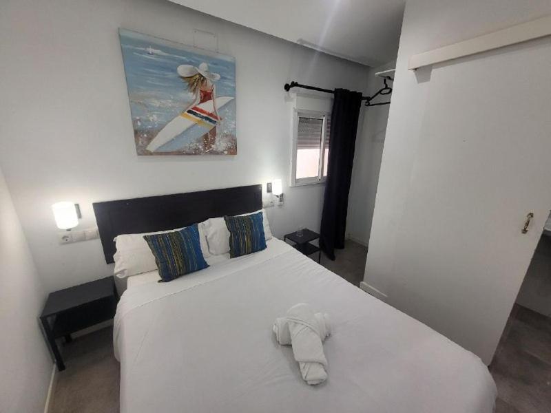 AYZ Frailes - Auto check-in property - Resim 5