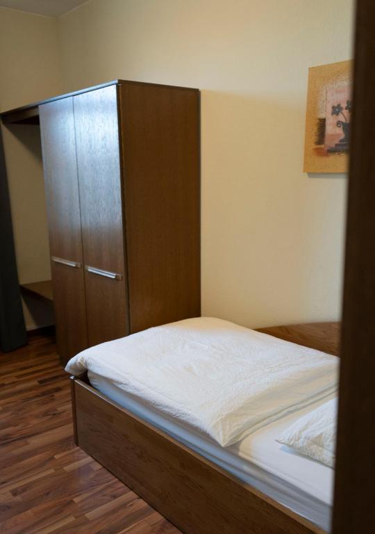 
Single Room with Bathroom
