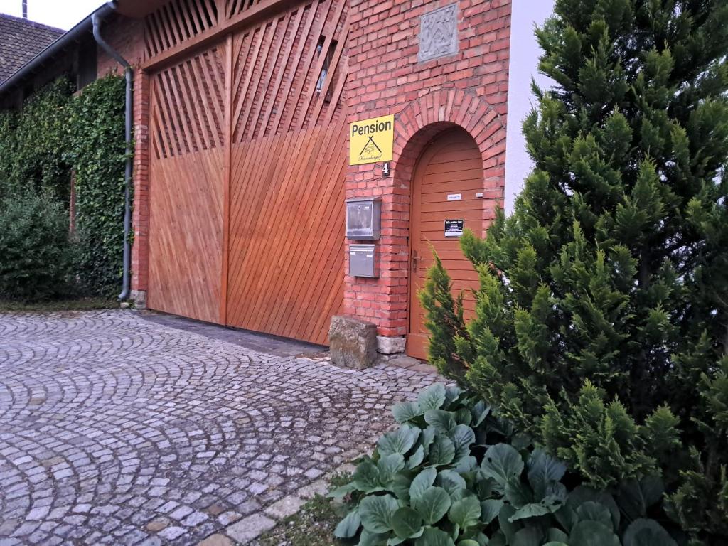 Fotografie z fotogalerie ubytování Pension Kronenburghof v destinaci Erfurt