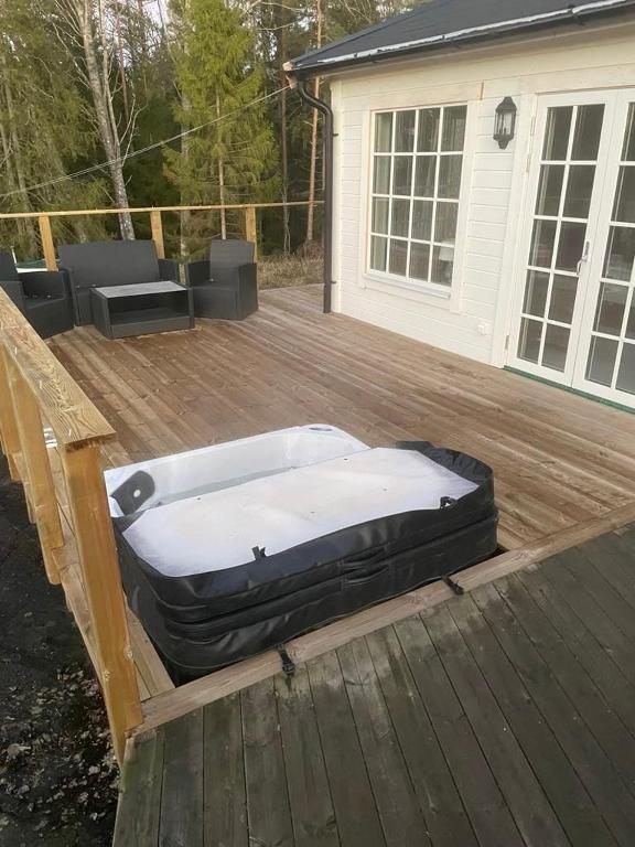 Fotografie z fotogalerie ubytování Mysig stuga med sjöutsikt v destinaci Bergshamra