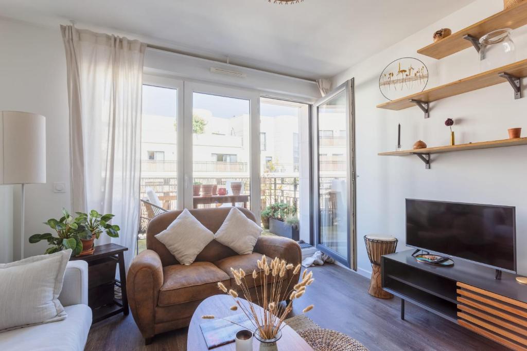 Χώρος καθιστικού στο Saint-Ouen - Simone Veil 1bdr by B'Your Home