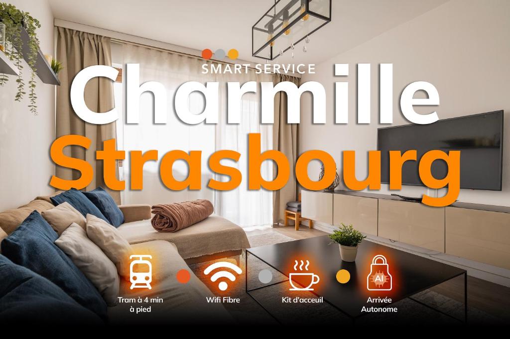 un magazine publicitaire pour un salon avec canapé dans l'établissement Charmille - Un havre de paix, à Strasbourg