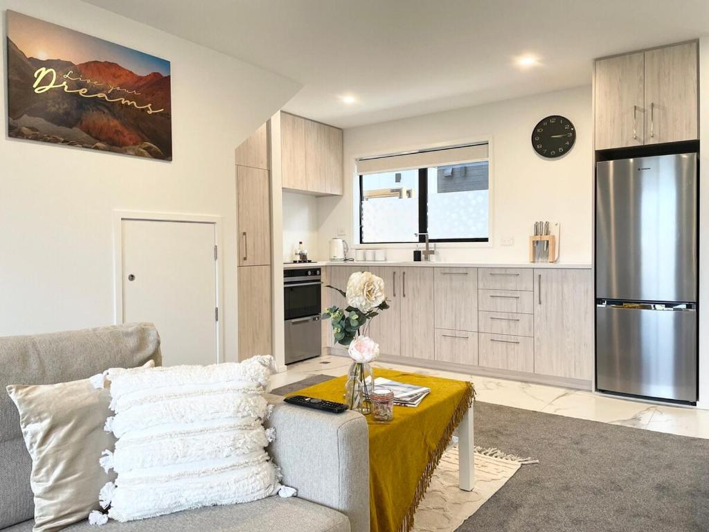 Townhouse Close to Everything - Resim 16