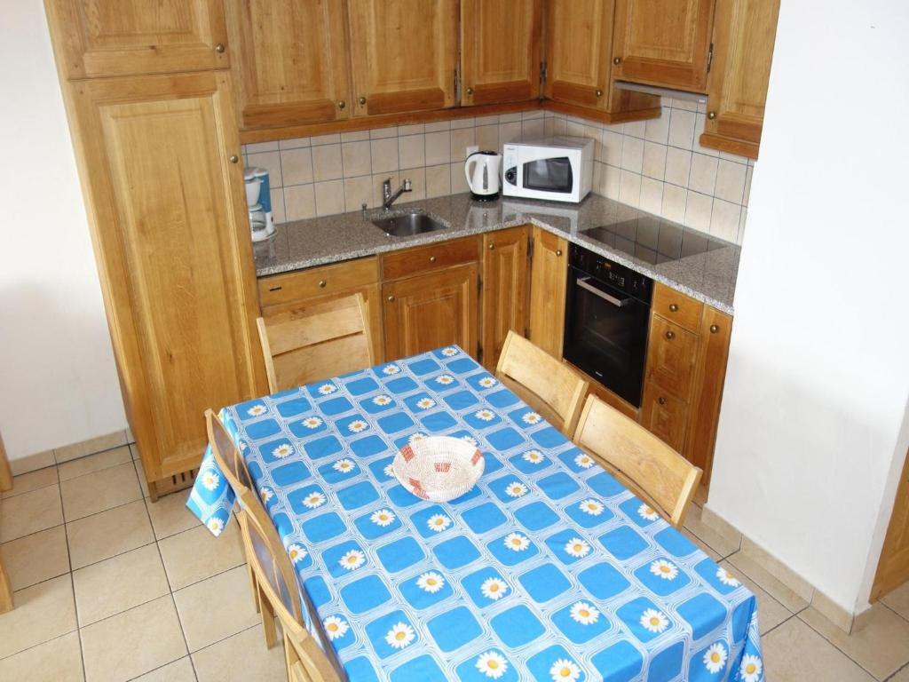 Cosy apartment with balcony - Resim 20