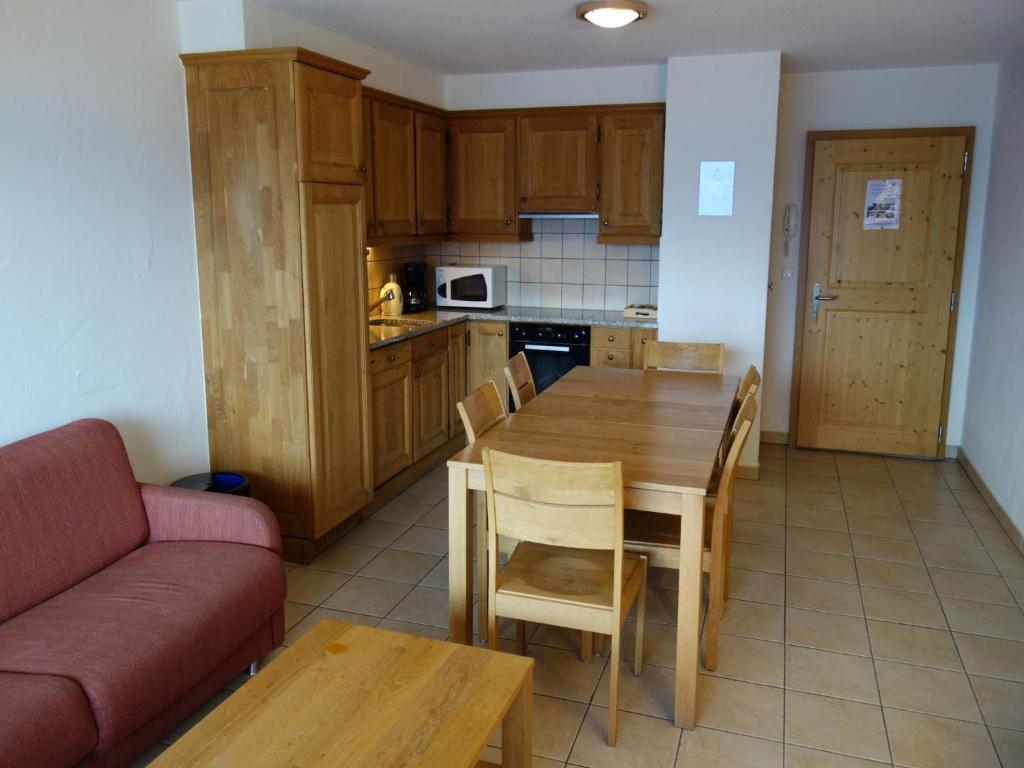 Cosy apartment with balcony - Resim 13